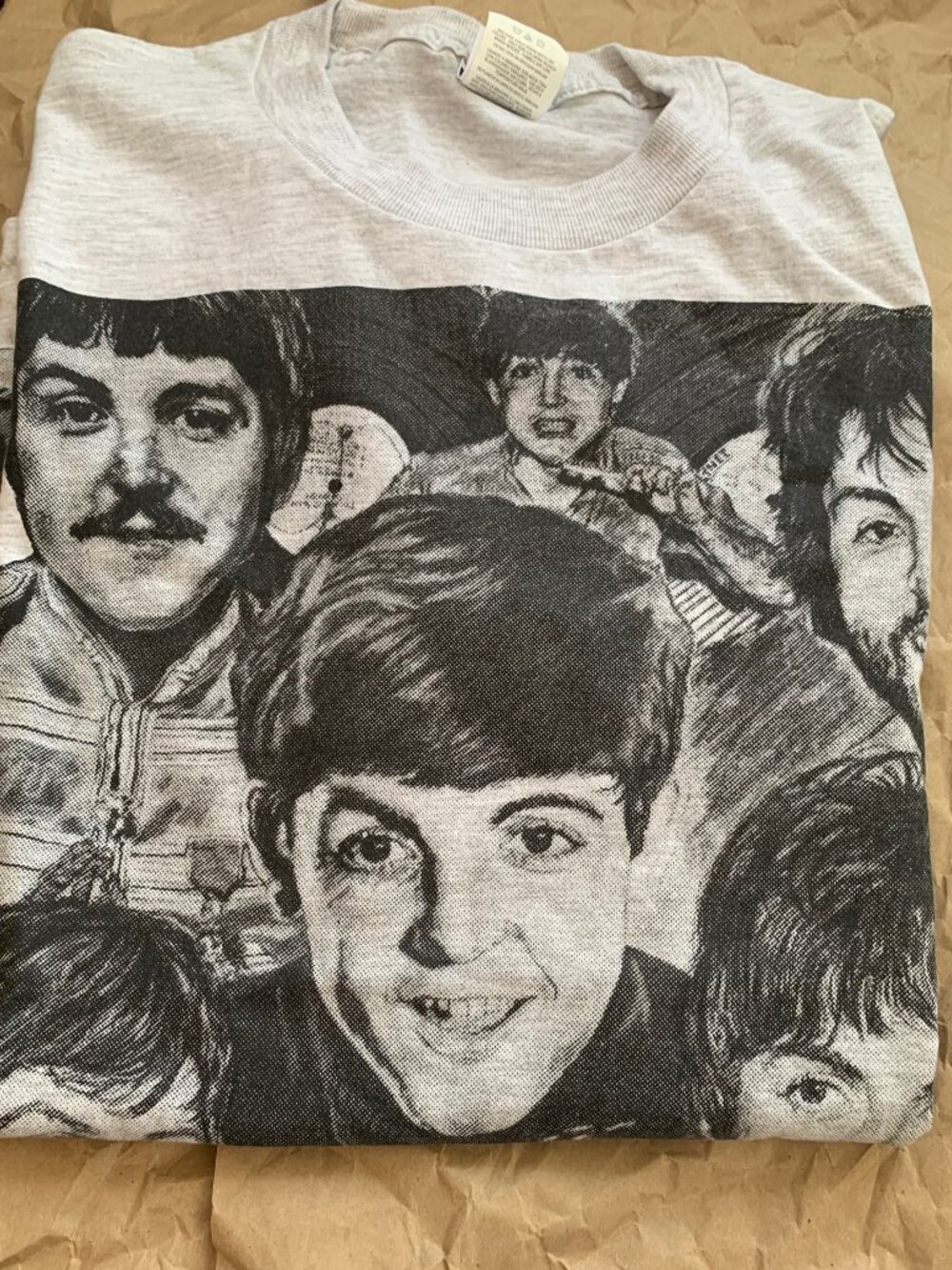 90s UNISEX McCARTNEY PROTRAITS T-SHIRT SIZE XL. NWOT